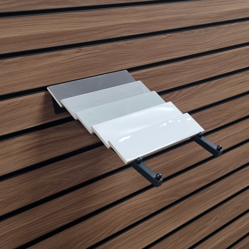 Chrome 11 Ball Slatwall Arm – Heavy Duty Waterfall Display For Retail Fittings