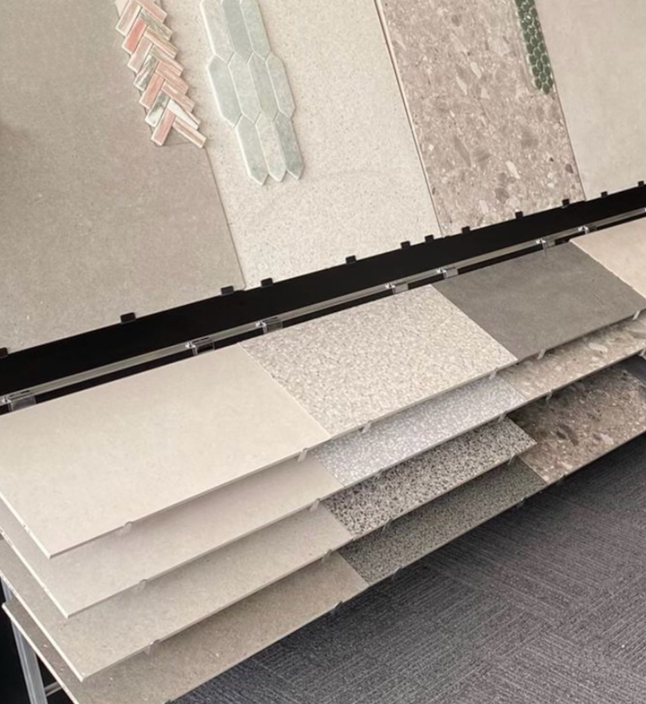 Slatwall Black Angled Bracket 300mm