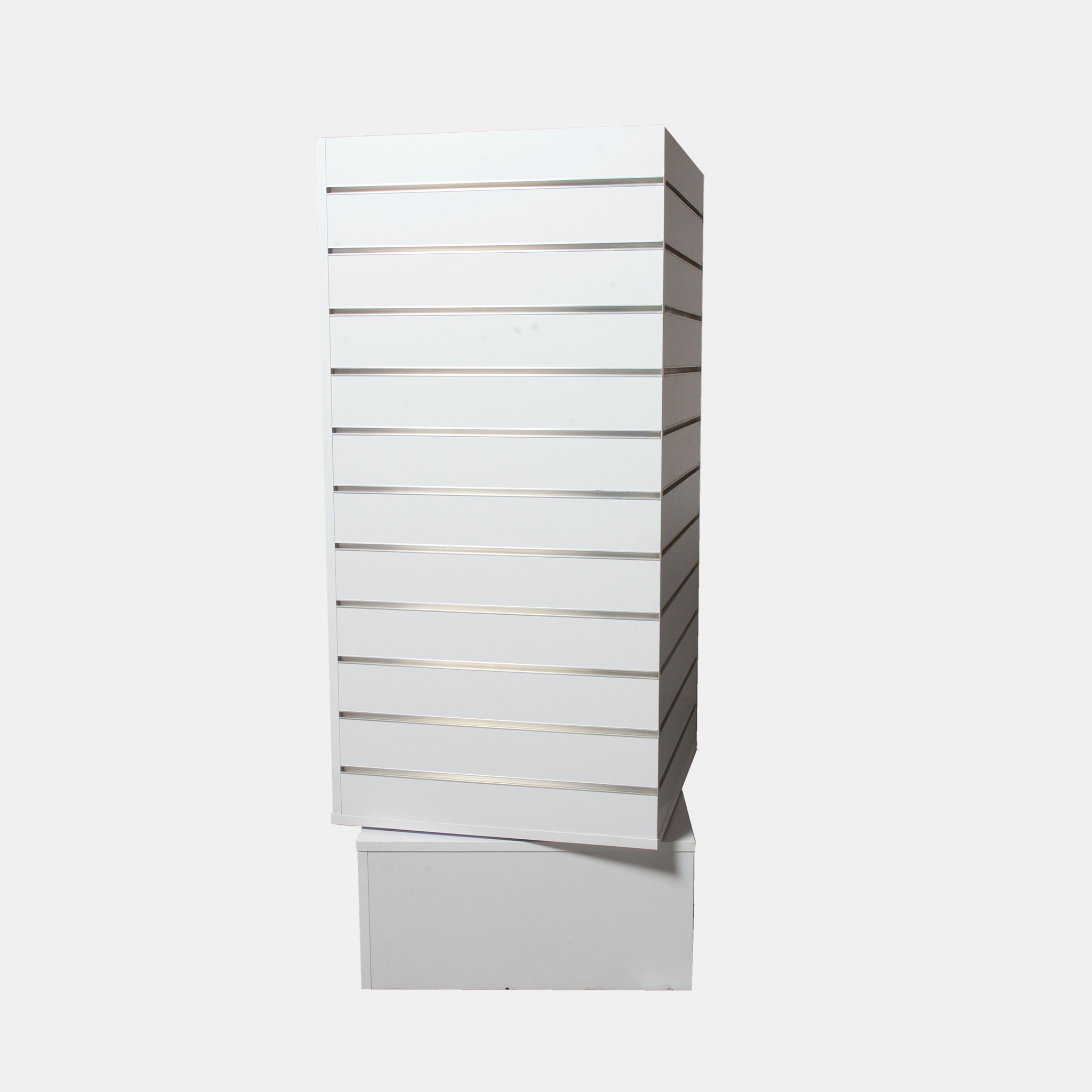 Slatwall Spinning White Gondola