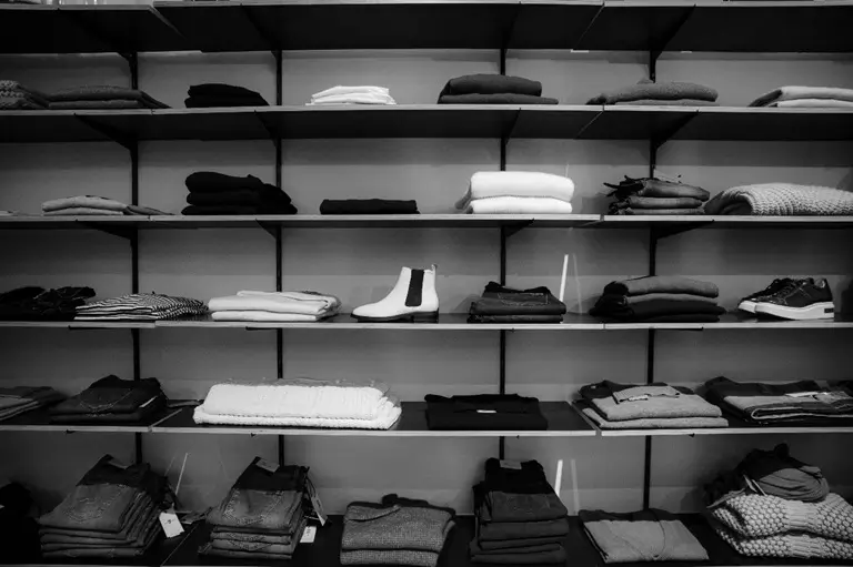About Dinya Shopfittings